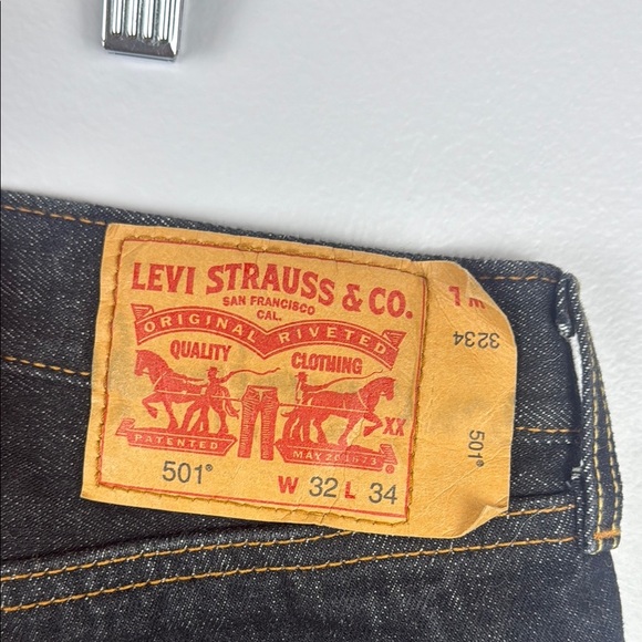 Levi's Men's Black Jeans - Picture 10 of 15